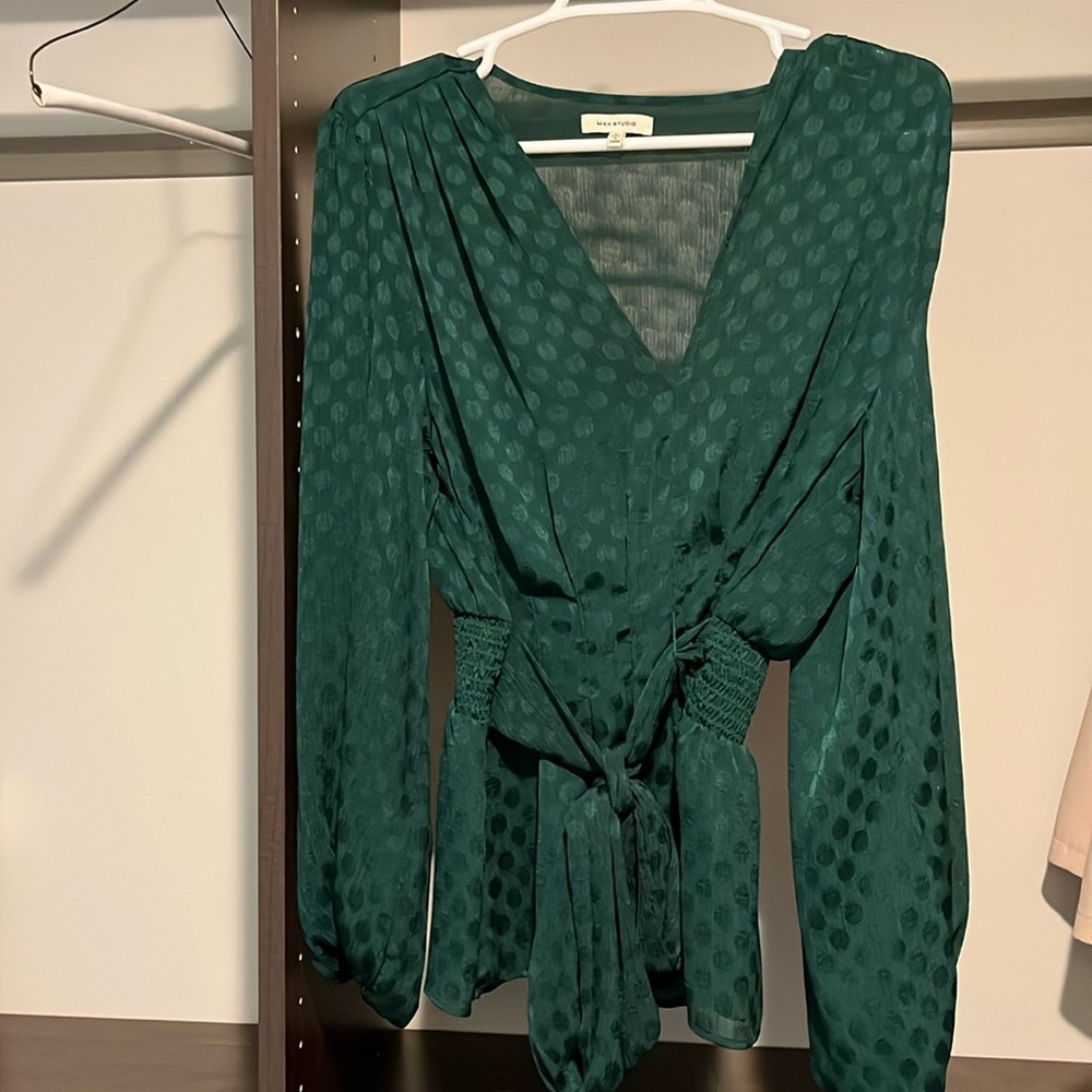 Max Studio Green Long Sleeve Blouse